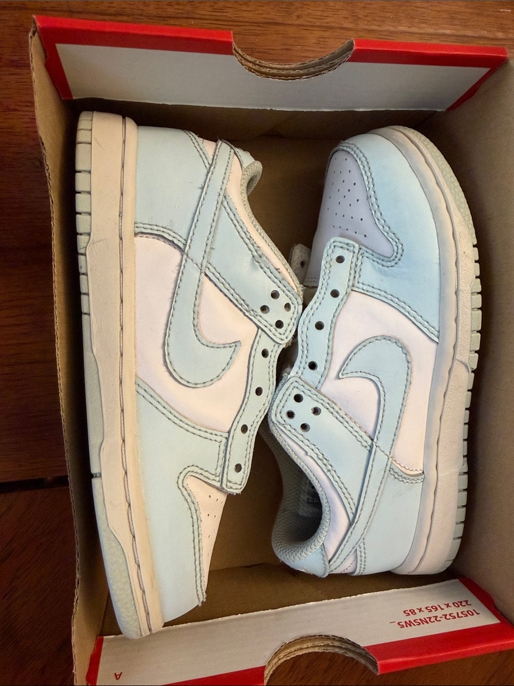 Nike Low-Top Sneakers in Light Blue & White